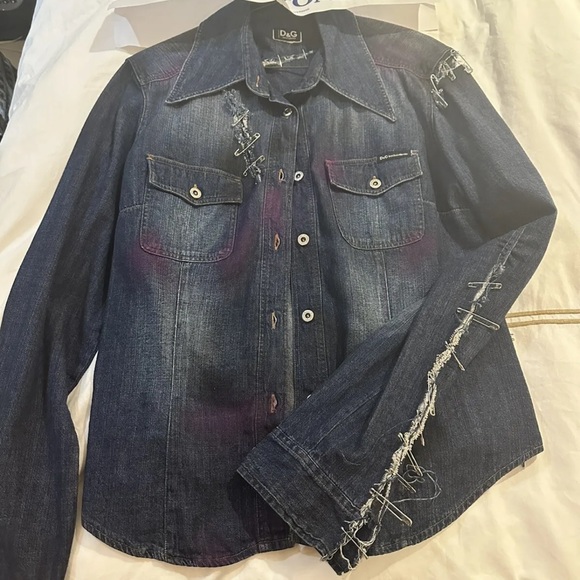 D&G denim top